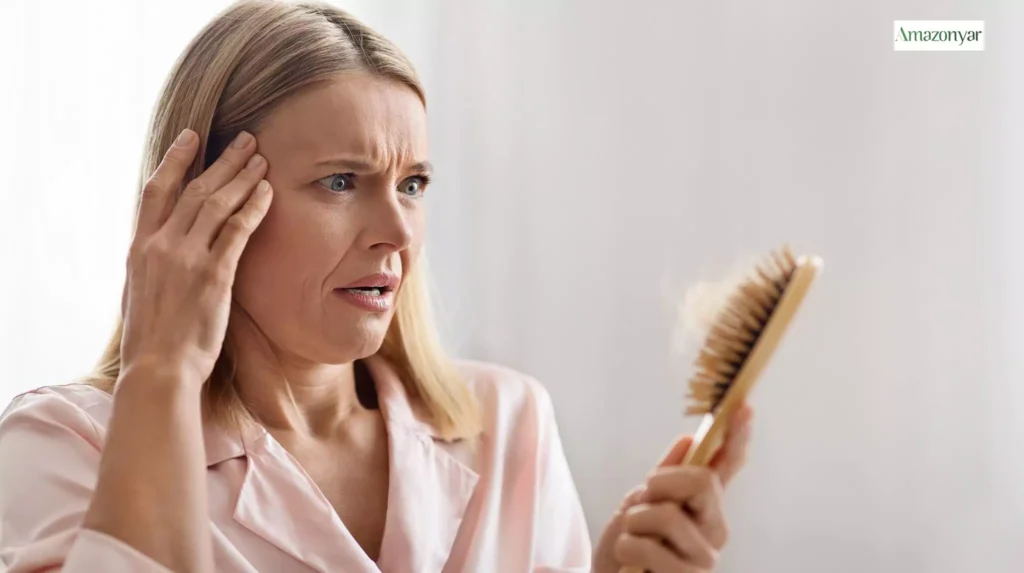 چرا زنان دچار ریزش موی هورمونی می‌شوند؟